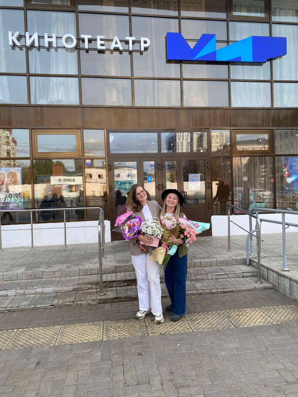 В Казани в кинотеатре «Мир» состоялся первый показ документального фильма «Ты не одна, девочка»