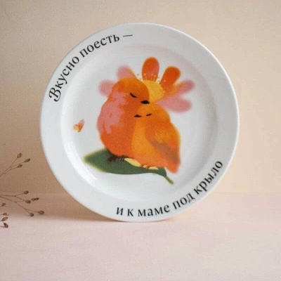 Flowwow представил лимитированную коллекцию посуды к Дню матери